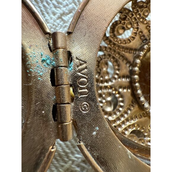 Avon Vintage Gold-Tone Locket Necklace With Brown Gemstone Pendant - Picture 11 of 16